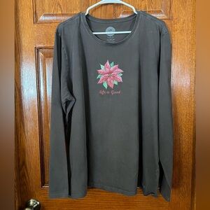 Life Is Good Crusher Tee Brown Long Sleeve XXL Woman’s Poinsettias Print